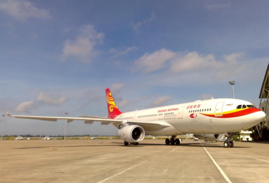 ?？诿捞m機場廣告