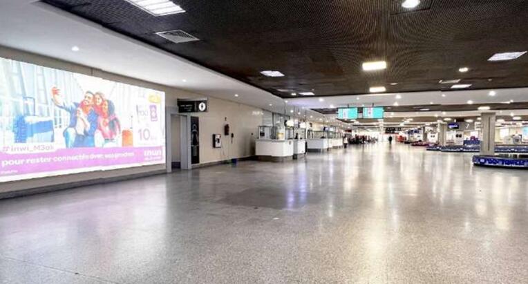 摩洛哥機場廣告